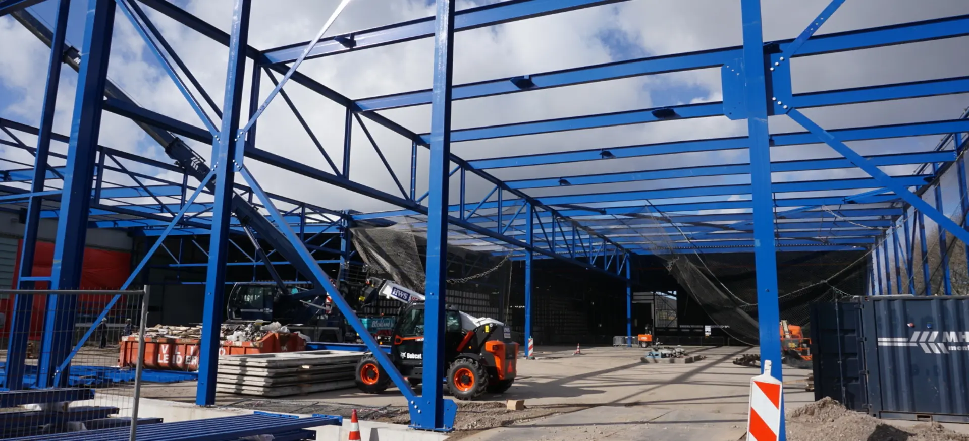 De stalen constructie van de nieuwe Heineken warehouse