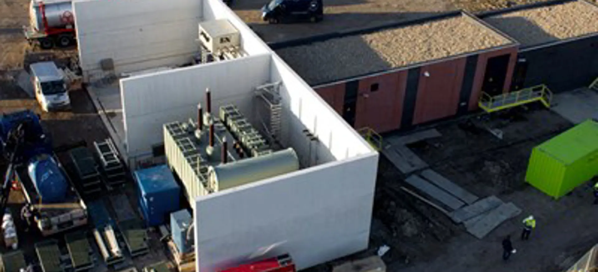Een drone foto gemaakt van het 150Kv Schakelstation gebouwd door BNI